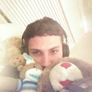 Meet your Posher, Robert